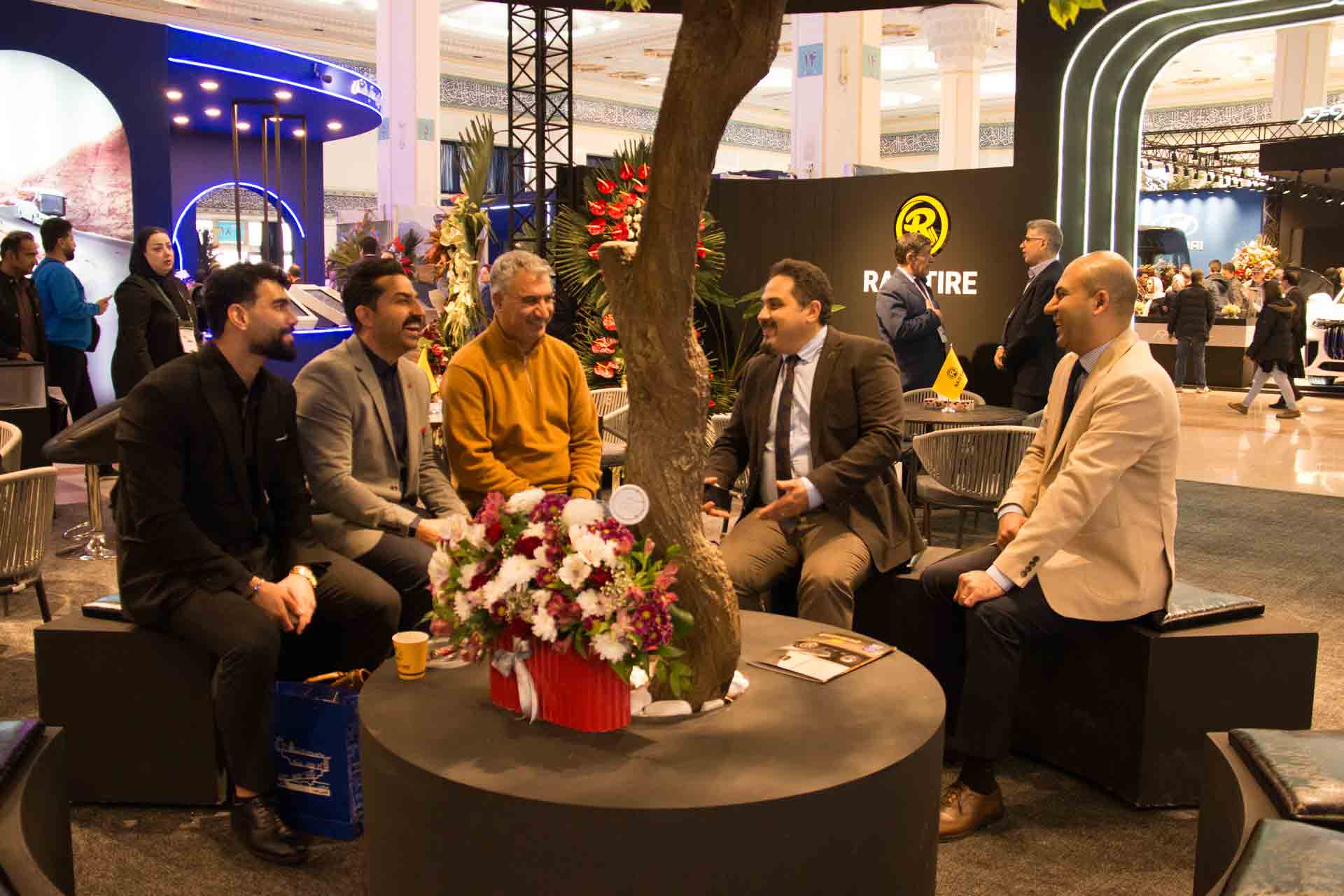 گزارش تصویری از حضور رازی تایر در نمایشگاه بین المللی حمل و نقل، لجستیک و صنایع وابسته آذر ماه 1404